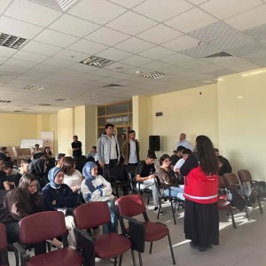 Cihanbeyli'de KYK Öğrencilerine Yurt Yaşamına Uyum Eğitimi Düzenlendi - fotoğraf 3