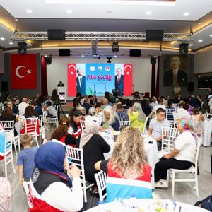 Mersin'de "Aile Şenliği" düzenlendi. - fotoğraf 1