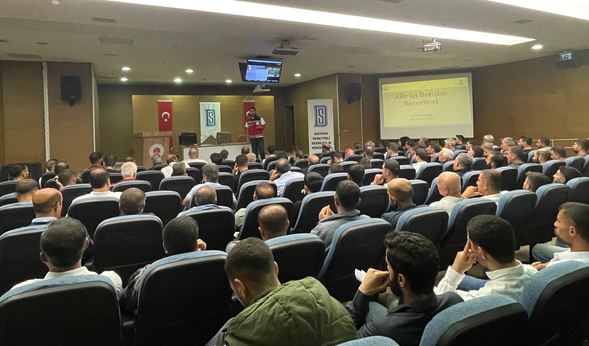 “Etkili İletişim Teknikleri ve Beden Dili” eğitimi 