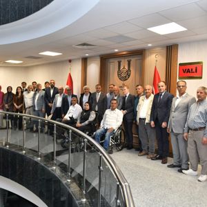 Engelli Yardımlaşma Derneklerinin Kıymetli Başkanları ile  Valiliğimizde Buluştuk. - fotoğraf 1