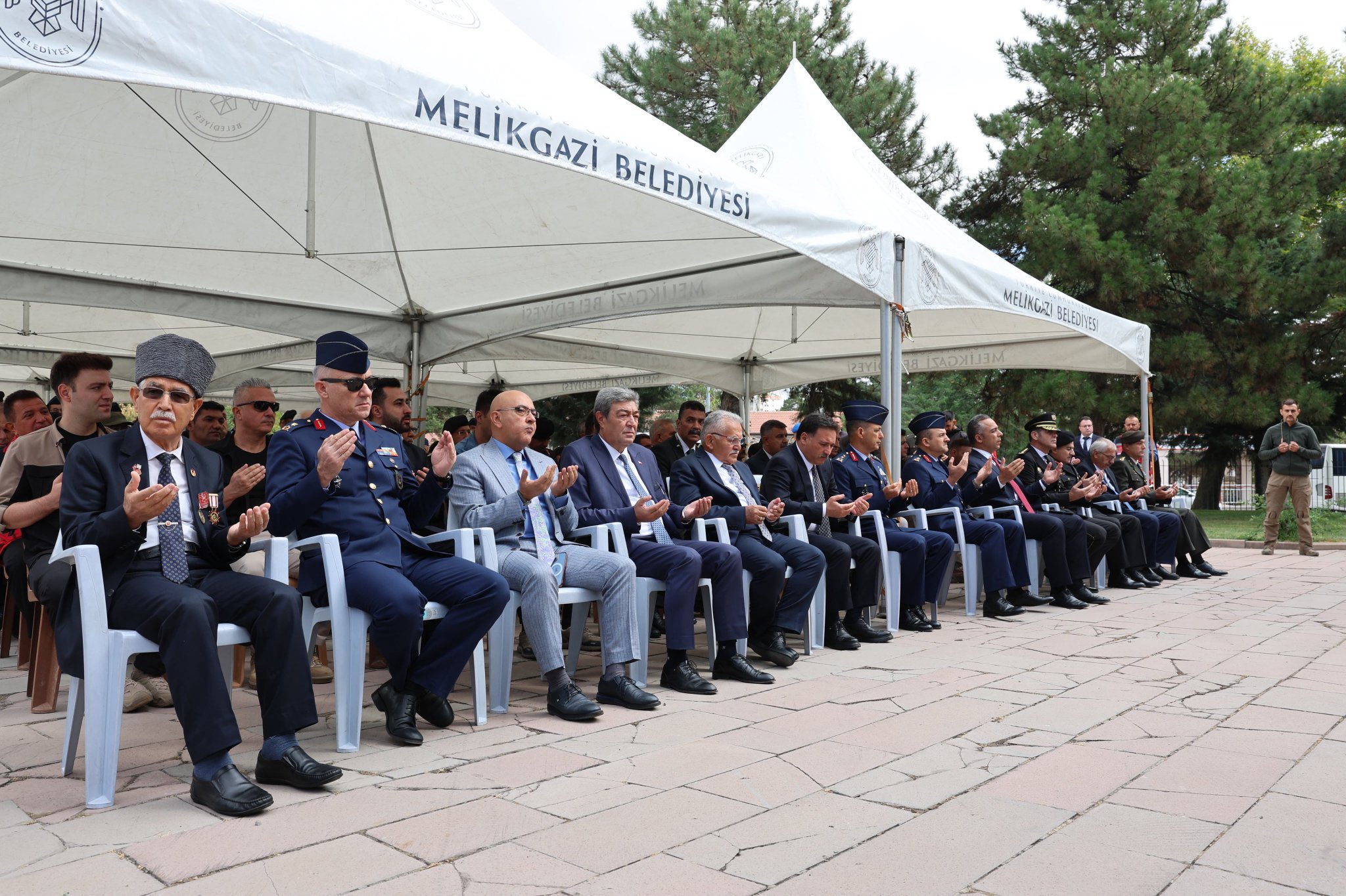 “19 Eylül Gaziler Günü” Münasebetiyle Kartal Şehitliği Ziyareti