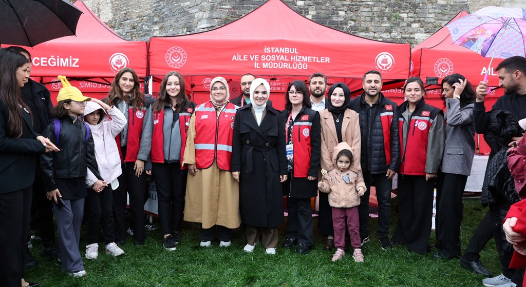 Aile ve Sosyal Hizmetler Bakanımız Göktaş, "Aile Festivali"ni ziyaret etti