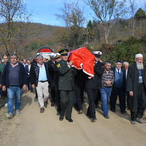 15 TEMMUZ GAZİSİ MUHİTTİN ÖRNEK’İN CENAZESİ TOPRAĞA VERİLDİ - fotoğraf 1