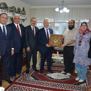 ŞEHİTLERİMİZ UĞUR YILDIZ VE BURAK KAPUCUOĞLU'NUN AİLELERİ ZİYARET EDİLDİ - fotoğraf 5