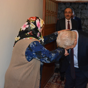 ŞEHİTLERİMİZ UĞUR YILDIZ VE BURAK KAPUCUOĞLU'NUN AİLELERİ ZİYARET EDİLDİ - fotoğraf 7