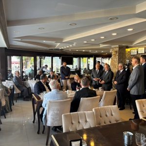 Kahraman Şehitlerimiz Rahmet ve Minnetle Yâd Edildi - fotoğraf 4
