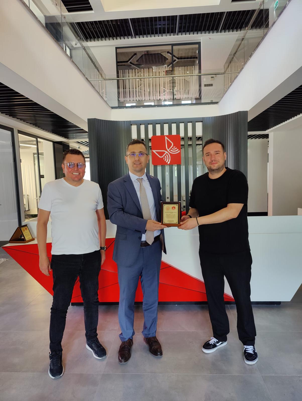 Doğtaş Kelebek Mobilya ve Öz Ağaç-İş Sendikasından Çocuklarımıza Anlamlı Destek.