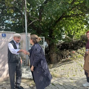 İl Müdürümüz Sayın Emine BÖÇKÜN Aziz Şehidimiz Tayfun SİVRİKAYA’nın Ailesine Hane Ziyareti Gerçekleştirdi - fotoğraf 2