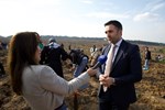 İl Müdürümüz Sn. Ömer TURAN, Evlenecek Gençlere Yönelik Destek Programı Kapsamında Düzenlenen Eğitim ve Fidan Dikim Etkinliğine Katıldı