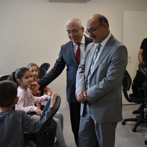 Vali Yardımcımız Mustafa Güney ve İl Müdürümüz Faruk Uysal’dan Özne Çocuk Yaşam Merkezi’ne Ziyaret - fotoğraf 1