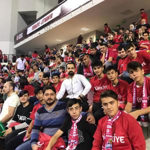 Çocuklarımız ve Engellilerimiz Türkiye - Litvanya Maçında - fotoğraf 11