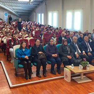 Vatanımız Uğruna Canlarını Ortaya Koyan Şehitlerimizin Kıymetli Aileleri İle Kahraman Gazilerimiz Ziyaret Edilmiştir - fotoğraf 3