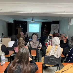 6284 sayılı Ailenin Korunması ve Kadına Karşı Şiddetin Önlenmesine Dair Seminer Düzenlendi - fotoğraf 2