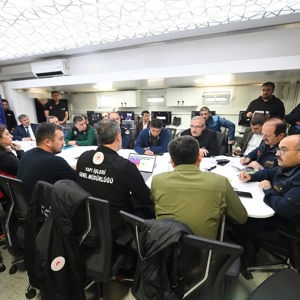 Valimiz Sayın İsmail Ustaoğlu Başkanlığında Deprem Koordinasyon Toplantısı Yapıldı - fotoğraf 2