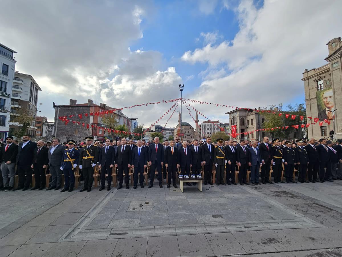 Cumhuriyetimizin 102. Yılı Gururla Kutlandık!