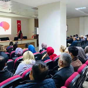 Alkol ve Madde Bağımlılıklarının Önlenmesi İle İlgili Seminer Gerçekleştirildi - fotoğraf 1