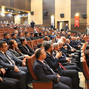 Kıbrıs Barış Harekâtına Katılan Gazilerimize Milli Mücadele Madalya Ve Beratları Tevcih Edildi - fotoğraf 14