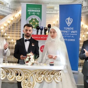 Yuvalar Kuruyoruz Projesi Kapsamında Evlilik Hazırlığı İçinde Olan 35 Genç Çiftin Toplu Nikah ve Düğün Töreni Düzenlendi - fotoğraf 1