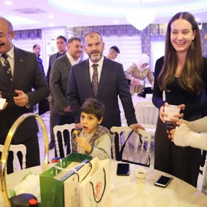 Yuvalar Kuruyoruz Projesi Kapsamında Evlilik Hazırlığı İçinde Olan 35 Genç Çiftin Toplu Nikah ve Düğün Töreni Düzenlendi - fotoğraf 8