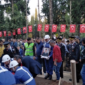 Uzman Cavus Mert KAYA 'yi Son Yolculuguna Ugurladik - fotoğraf 5