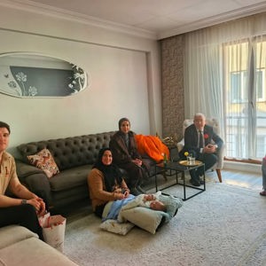 Bir çocuğun yüzündeki tebessüm, bir ailenin yüreğindeki merhametle anlam bulur - fotoğraf 3
