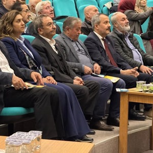 “Küresel Tehditler Karşısında Aile” Söyleşisi Gerçekleştirildi - fotoğraf 1