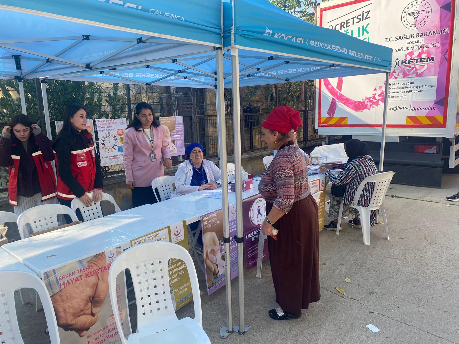 Serdar Mahallesi’nde ikamet eden Roman vatandaşlarımıza yönelik kanser tarama testleri gerçekleştirildi.