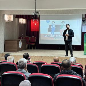 Türk Telekom Anadolu Lisesi velilerine “Türkiye Bağımlılıkla Mücadele Eğitimleri” kapsamında “Teknoloji Bağımlılığı”eğitimi  - fotoğraf 1