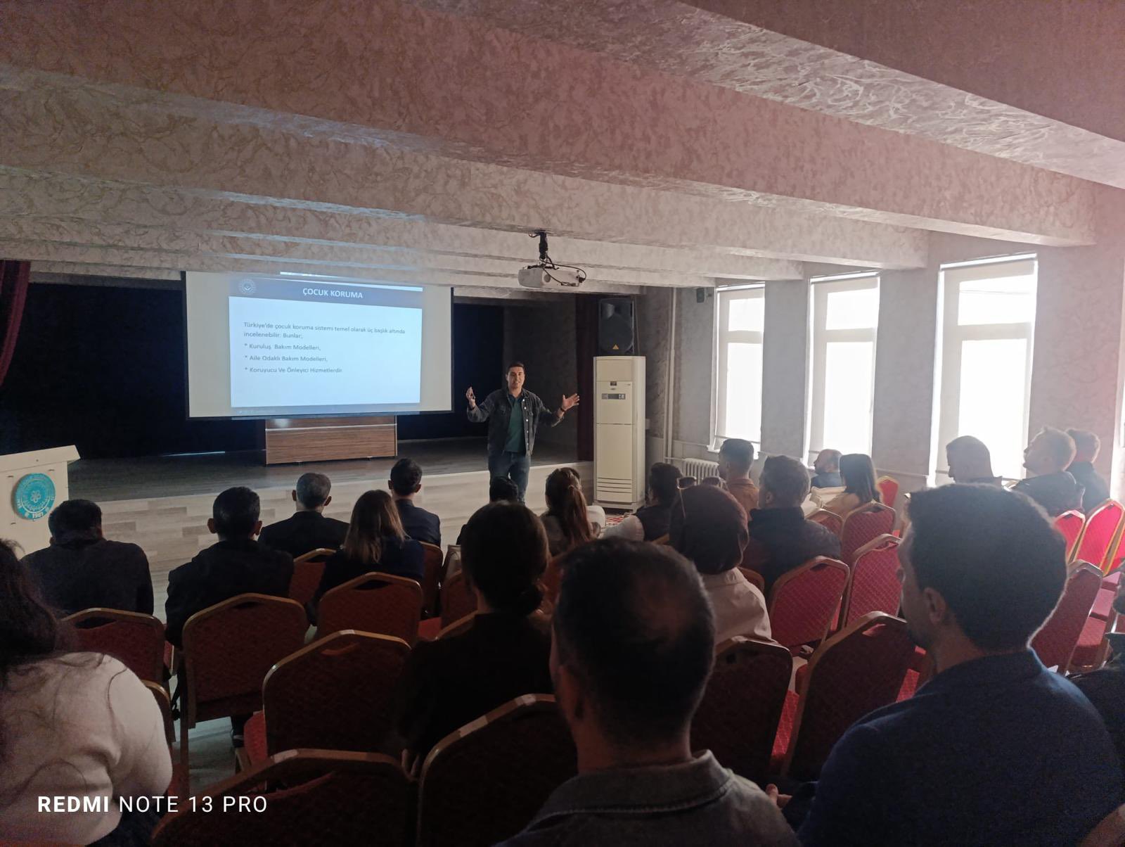 Şemdinli’de “Çocuklar Güvende” Eğitimi