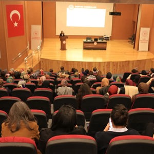 Kadına Yönelik Şiddet ve Erken Yaşta Evliliklerle Mücadele Konulu Eğitim Gerçekleştirildi - fotoğraf 1