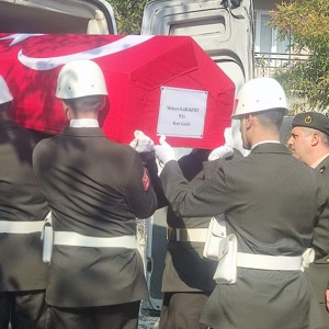 Kıbrıs Gazimiz Mehmet KARAKURT’un Cenaze Törenine Katılım Sağladık - fotoğraf 2