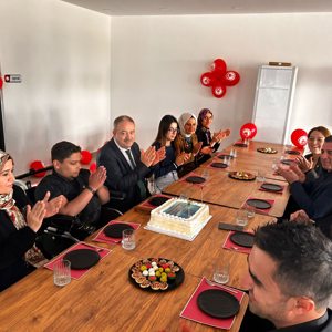 “Okul Destek Projesi”kapsamındaki çocuklardan LGS ile YKS’de başarılı olarak dereceli okullara yerleşenlere hediye  - fotoğraf 4