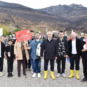Ailemiz Gelecegimiz Icin Yesil Vatan Bizim - fotoğraf 6