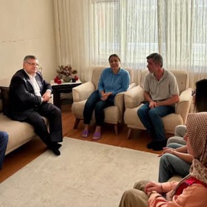 Valimiz Sayın Mustafa Özarslan’dan Hane Ziyareti - fotoğraf 1