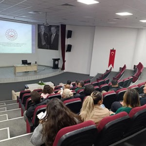 Kadına Yönelik Şiddetle Mücadele Kapsamında Emniyet Personeline Eğitim Düzenlendi - fotoğraf 1