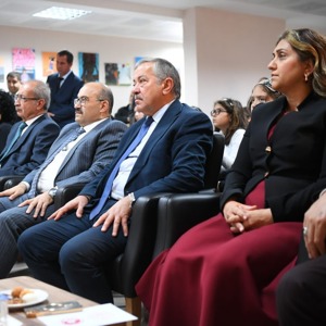 Valimiz Sayın İsmail USTAOĞLU'nun Katılımlarıyla Çocuk Hakları Komite Odası Açılış Programı Gerçekleştirildi - fotoğraf 3