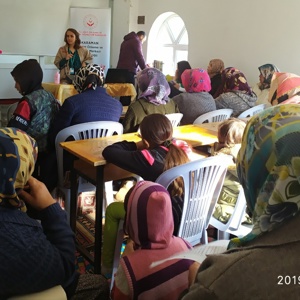 Lale Köyünde "Şiddet" Konulu Seminer Düzenlendi - fotoğraf 2