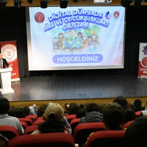 Dijital Dünyada Aile ve Çocuk Hakları - fotoğraf 1