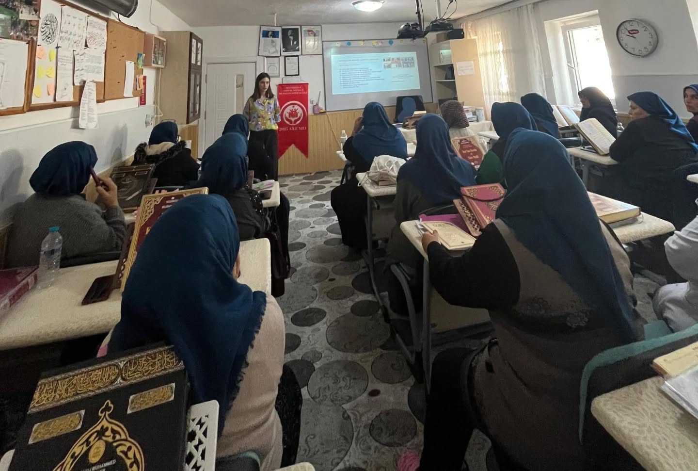 "Yaşam Boyu Değişen Rollere Uyum" Aile Eğitim Programı Eğitimi Gerçekleştirilmiştir