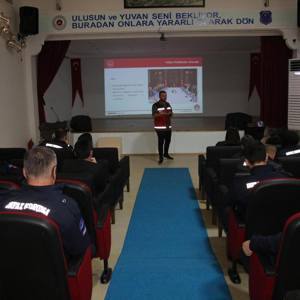Aile Yılı Kapsamında Ceza İnfaz Kurumu Personeline Eğitim Düzenlendi - fotoğraf 3
