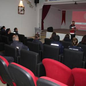 Aile Yılı Kapsamında Ceza İnfaz Kurumu Personeline Eğitim Düzenlendi - fotoğraf 2