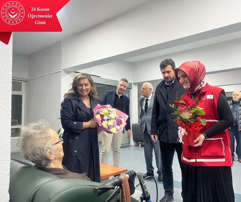 Balıkesir Huzurevindeki Emekli Öğretmenlerimize 24 Kasım’da Anlamlı Ziyaret