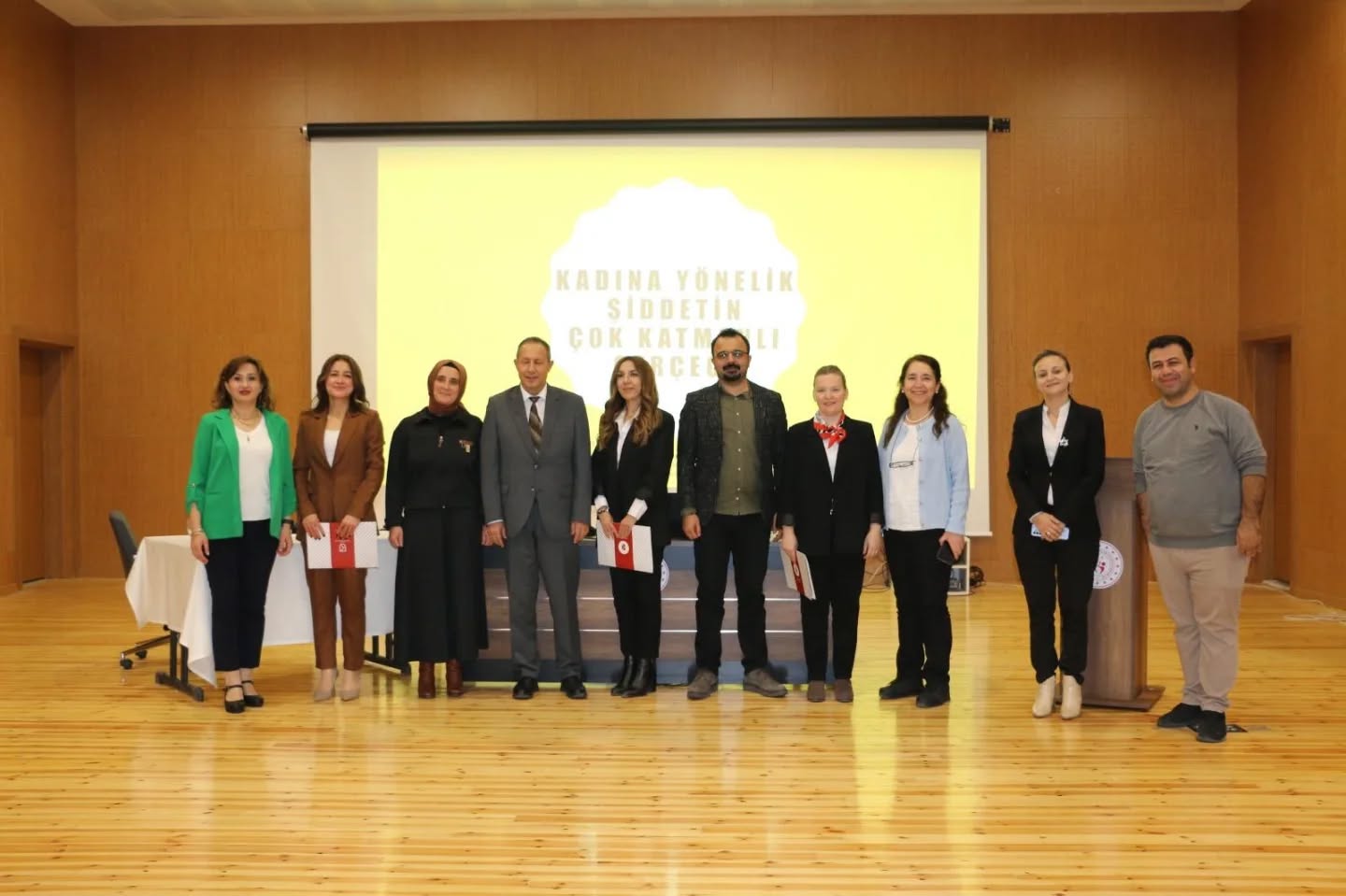 “Kadına Yönelik Mücadele” Konulu Panel Düzenlendi