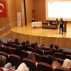 “Kadına Yönelik Mücadele” Konulu Panel Düzenlendi - fotoğraf 3