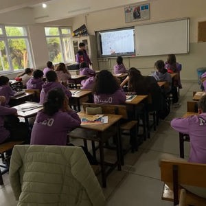 Dünya Çocuk Hakları Günü Kapsamında 9 Okulda “Çocuk Hakları Tanıtımı” Eğitimi Düzenlendi - fotoğraf 2
