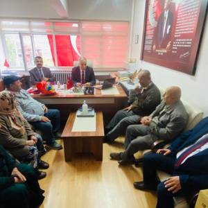 Gerze Huzurevi Sakinlerinden 24 Kasım Öğretmenler Günü Ziyareti - fotoğraf 2