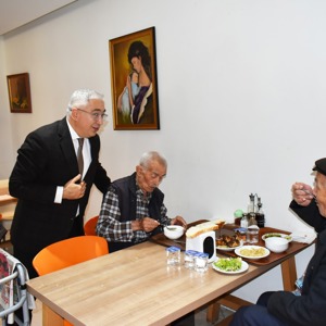 İl Müdürümüz Faruk Uysal’dan İznik Ülker Aktar Huzurevi Ziyareti - fotoğraf 4