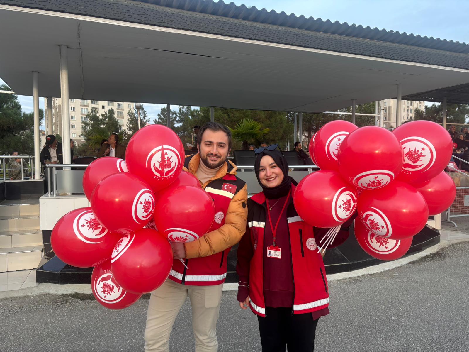 Odağı Aile Olan Her Yerde Aile Olarak Biz de Varız