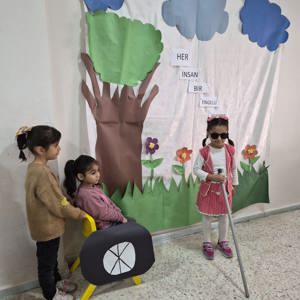Yavuz Selim Çok Amaçlı Toplum Merkezi'nde(ÇATOM) okul öncesi eğitimi alan çocuklarımızla 3 Aralık Dünya Engelliler Günü - fotoğraf 2