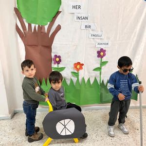 Yavuz Selim Çok Amaçlı Toplum Merkezi'nde(ÇATOM) okul öncesi eğitimi alan çocuklarımızla 3 Aralık Dünya Engelliler Günü - fotoğraf 4